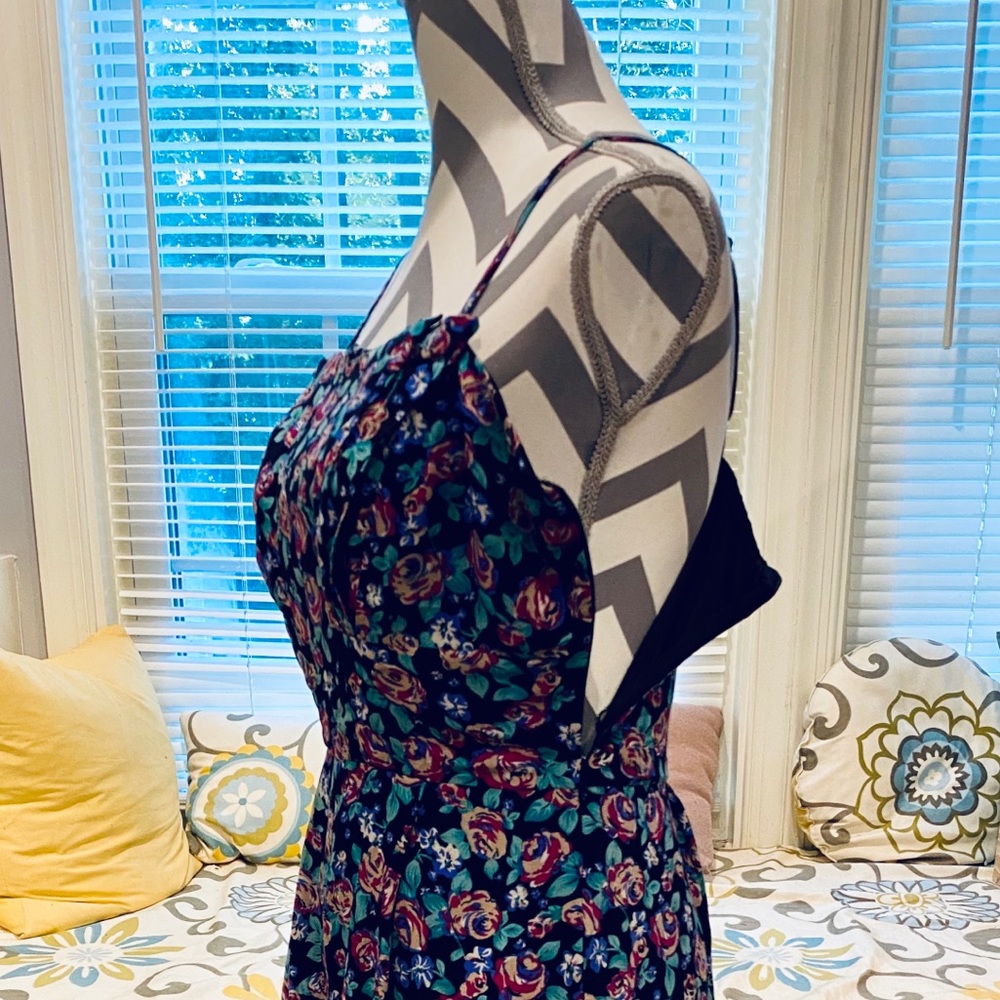 Rue 21 Floral Romper (Medium) - Picture 4 of 7